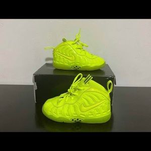 Slightly used Volt-Black Foamposite For Toddler